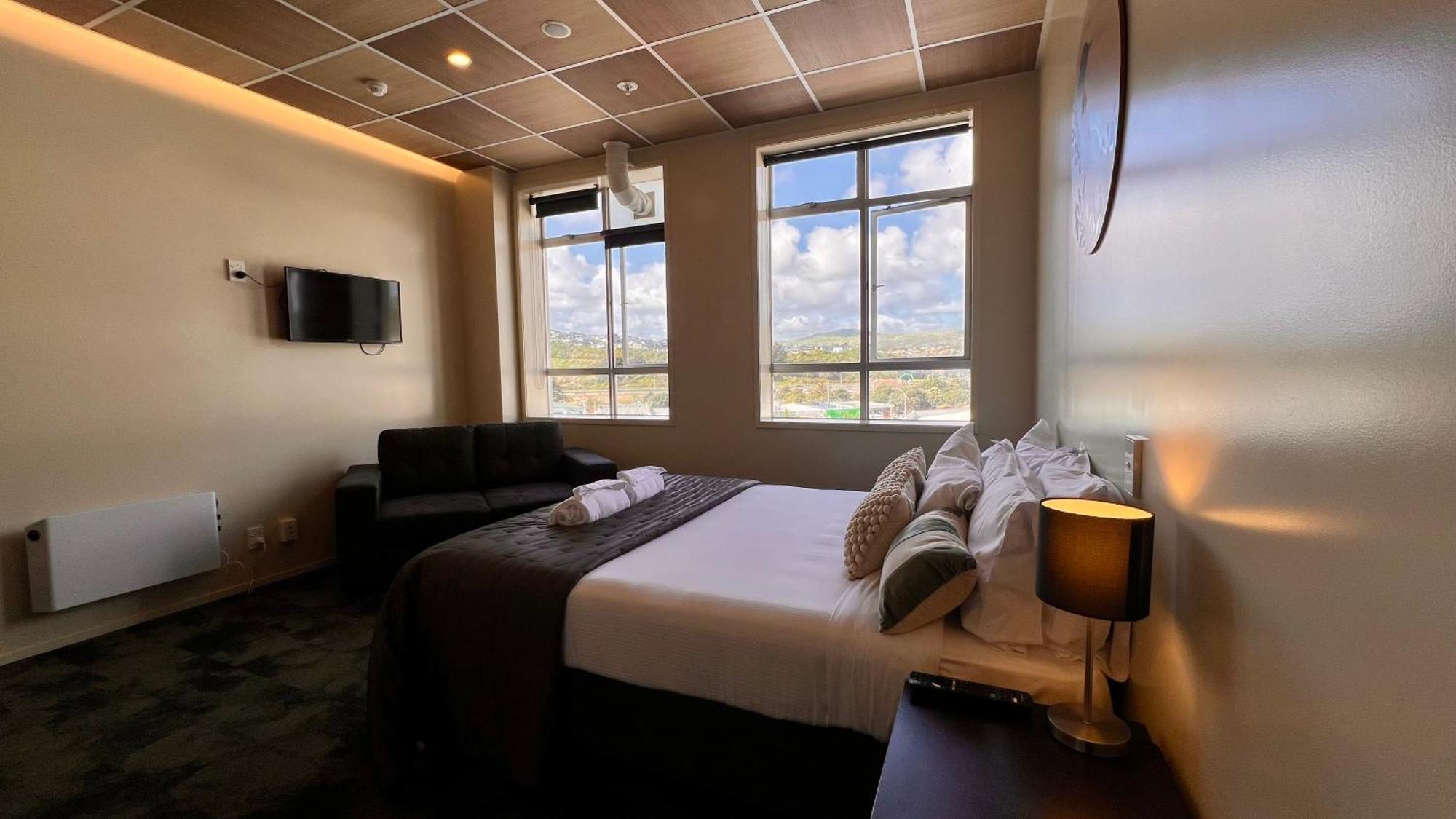 The Post Hotel Porirua Luaran gambar