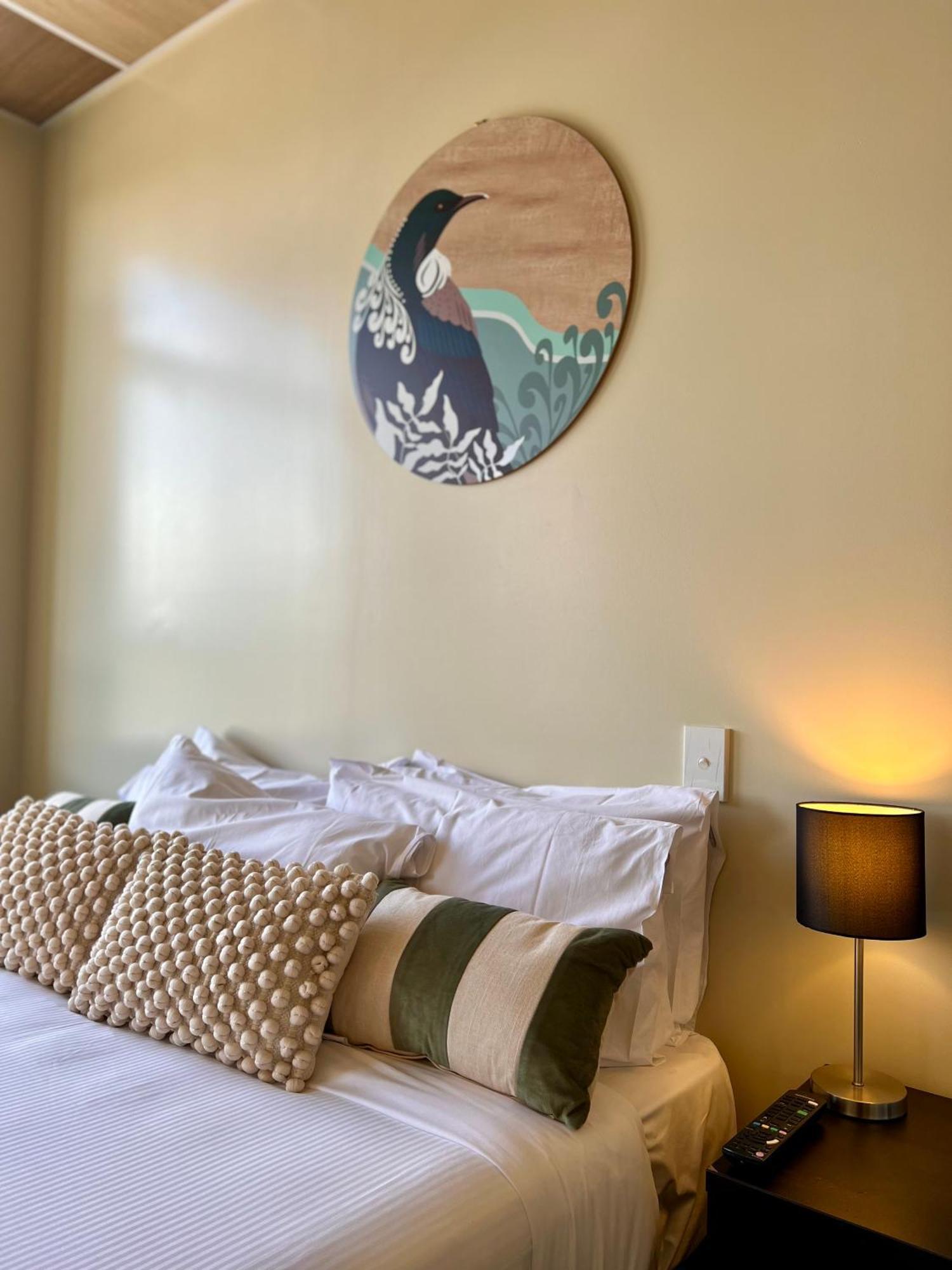 The Post Hotel Porirua Luaran gambar