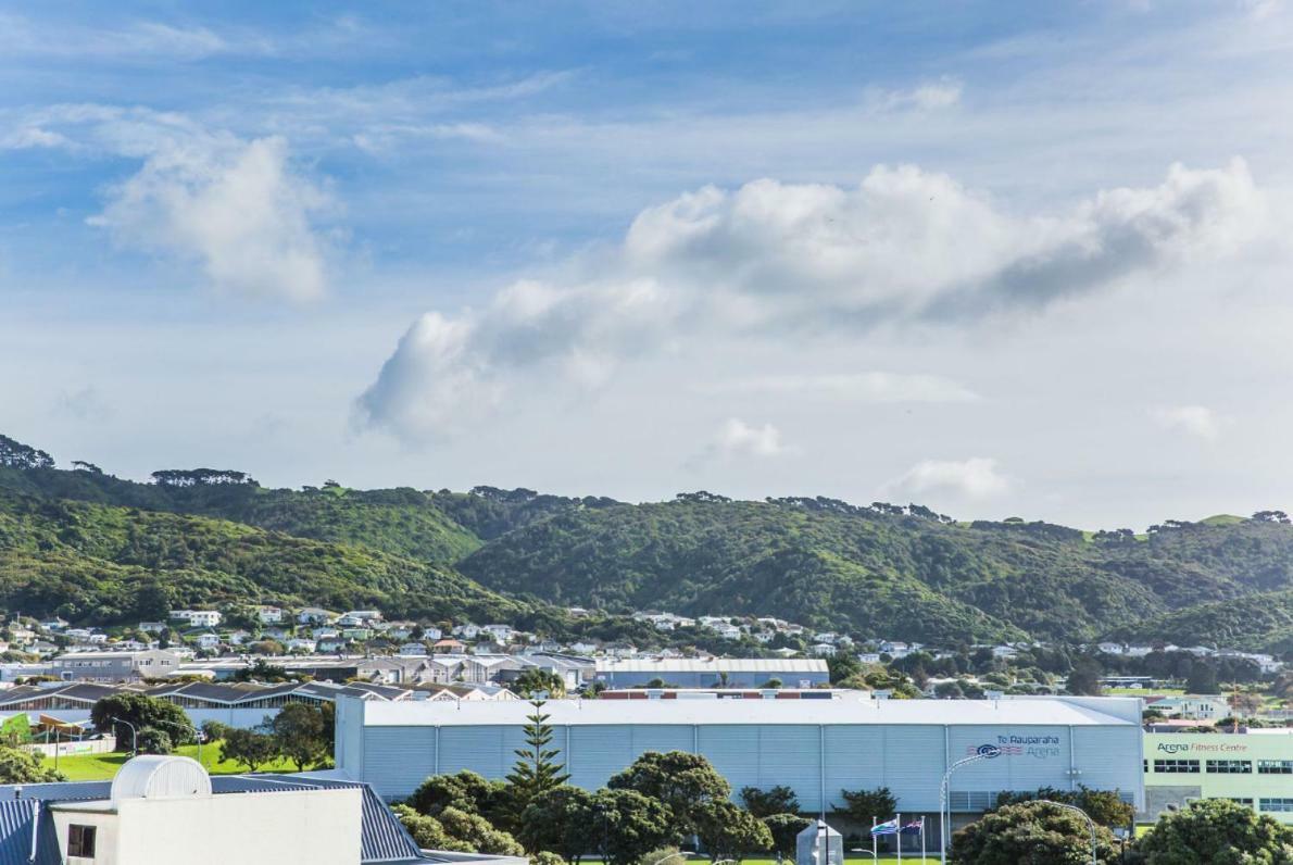 The Post Hotel Porirua Luaran gambar